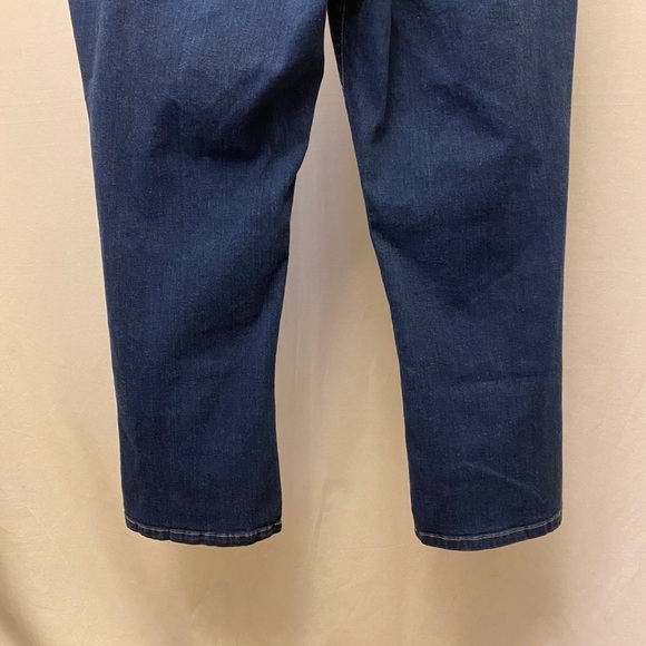L.L. Bean Jeans, Women’s Classic Fit, Stretch, Size 26W, whiskered Straight Leg - Picture 8 of 10